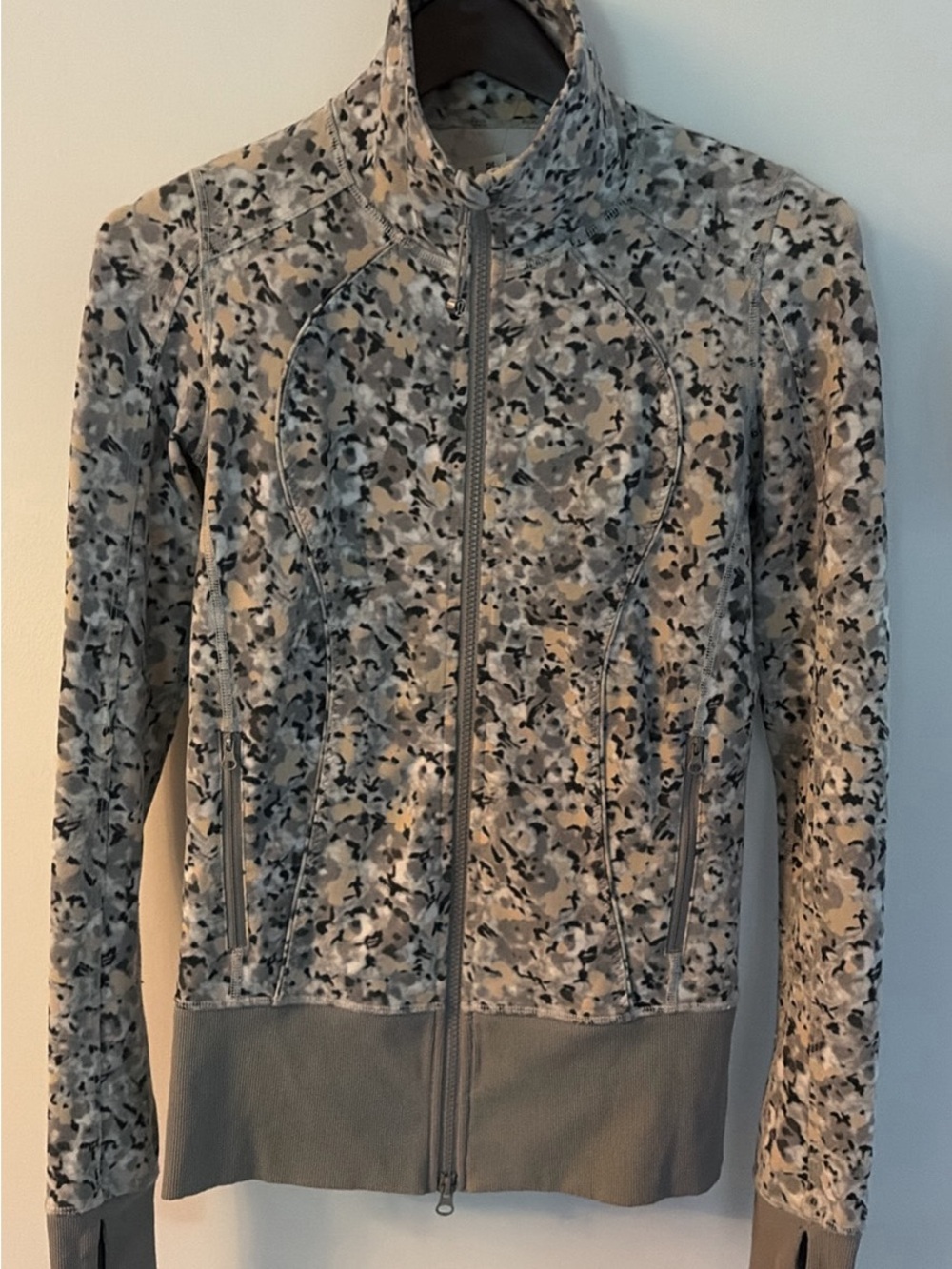 lululemon Asana Grey Floral-Print Zip Jacket